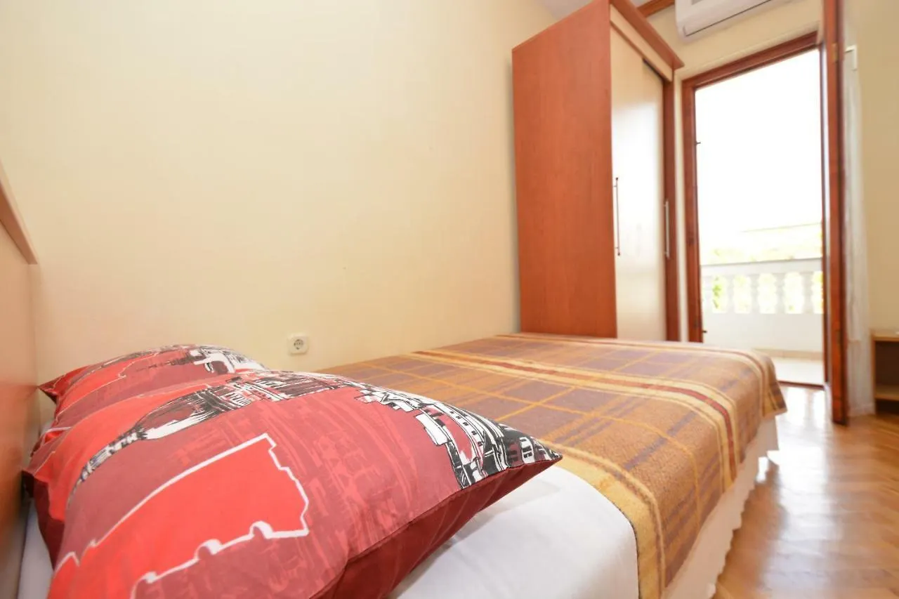 Apartments Beach Vrsi 0*,
