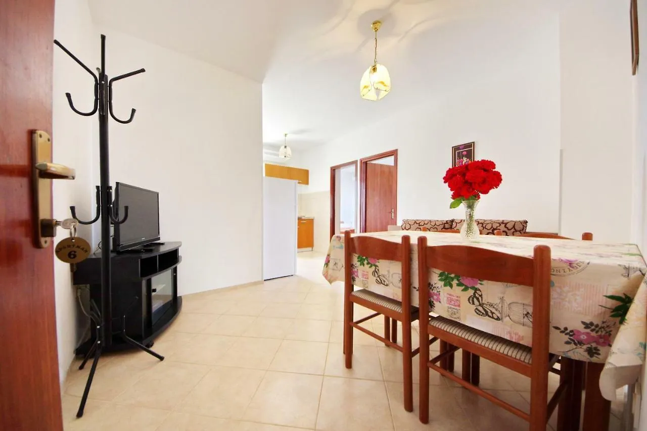 Apartments Beach Vrsi 0*,