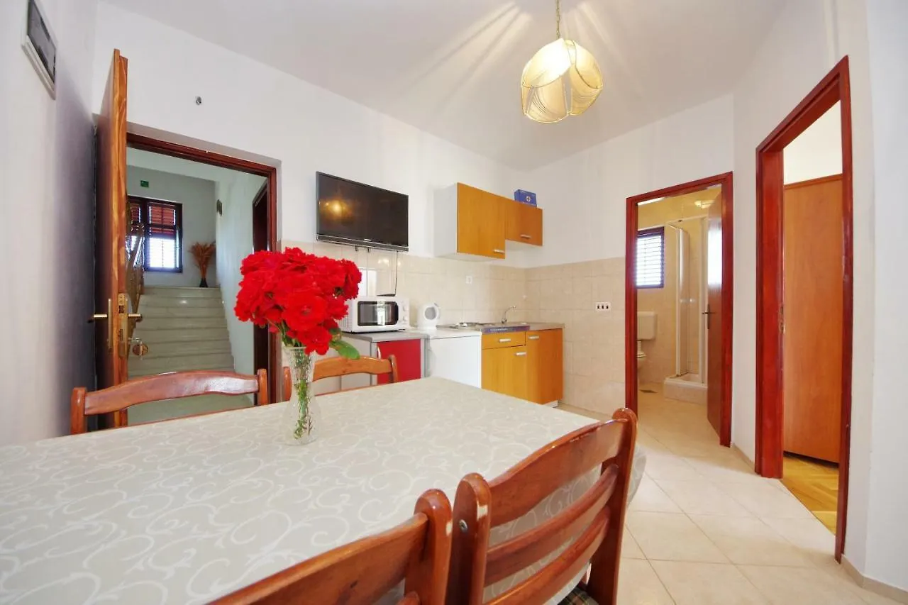 Apartments Beach Vrsi 0*,